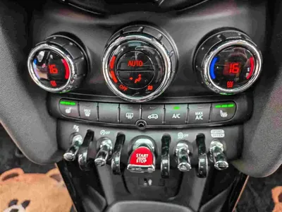 MINI MINI 2019, 66000 км, за 78000 CNY - фото 9
