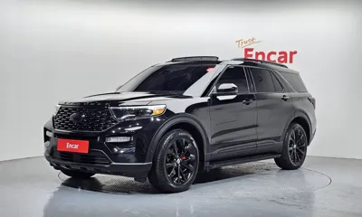 Ford Explorer · 2022 год