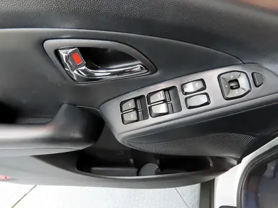 Hyundai Tucson 2011, 118652 км, за 3400000 KRW - фото 11