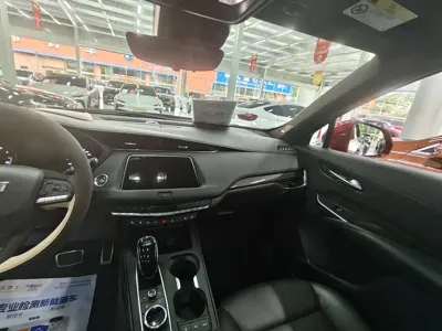 Cadillac XT4 2021, 32000 км, за 113500 CNY - фото 9