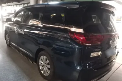 GAC Trumpchi M8 2020, 79000 км, за 98461.79 CNY