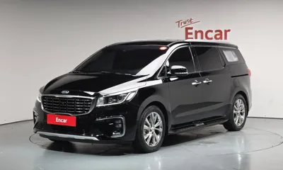 Kia Canival · 2020 год