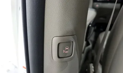 Kia Canival 2019, 215663 км, за 8900000 KRW - фото 20