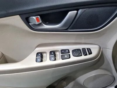 Hyundai Kona 2018, 96000 км, за 13990000 KRW - фото 13