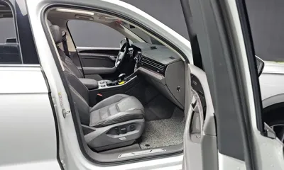 Volkswagen Touareg 2021, 108406 км, за 37500000 KRW - фото 11