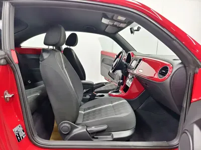 Volkswagen Beetle 2018, 85000 км, за 55400 CNY - фото 13