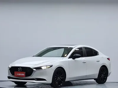 Mazda 3 Axela 2023, 44000 км, за 98800 CNY