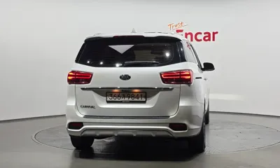 Kia Canival 2019, 183518 км, за 11400000 KRW