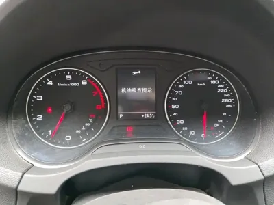 Audi A3 2015, 157900 км, за 36100 CNY
