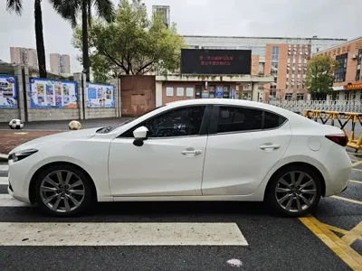 Mazda 3 Axela 2017, 91000 км, за 32000 CNY - фото 5