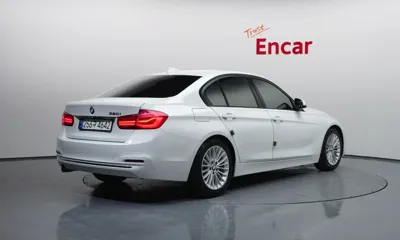BMW 3-Series 2018, 93111 км, за 17490000 KRW