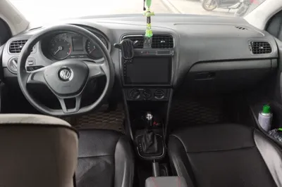 Volkswagen Polo 2016, 66500 км, за 35750.52 CNY - фото 9