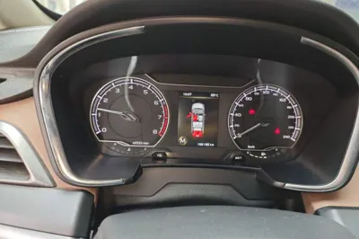 Geely Auto Jiajie 2019, 166100 км, за 29258.46 CNY - фото 12