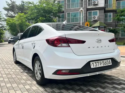 Hyundai Avante 2019, 116000 км, за 10400000 KRW - фото 6