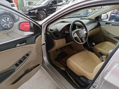 Hyundai Verna 2015, 47100 км, за 16400 CNY - фото 16