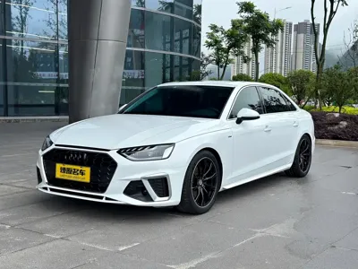 Audi A4L · 2021 год
