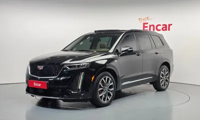 Cadillac XT6 · 2023 год