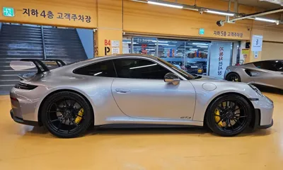 Porsche 911 2026, 50 км, за 345000000 KRW