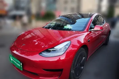 Tesla Model 3 · 2019 год