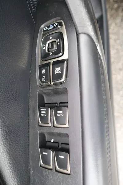 Hyundai Grandeur 2011, 153515 км, за 3900000 KRW - фото 9