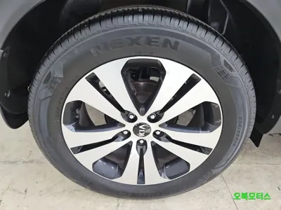 Kia Sportage 2013, 132750 км, за 6800000 KRW - фото 5