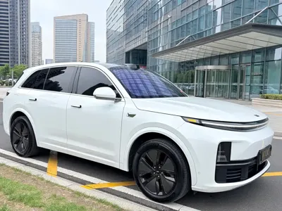 Li Auto Li L7 2024, 44000 км, за 220000 CNY