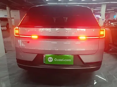 Volvo 沃尔沃XC70插电式混动 2025, 7000 км, за 234700 CNY - фото 6