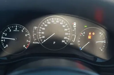 Mazda Mazda 3 Axela 2021, 45300 км, за 80003.27 CNY - фото 15