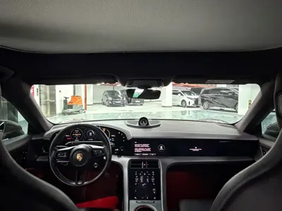 Porsche Taycan 2021, 28000 км, за 252800 CNY - фото 6