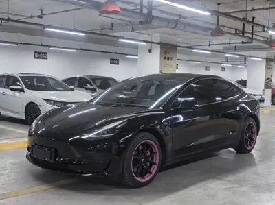 Tesla Model 3 2021, 70000 км, за 118800 CNY - фото 1