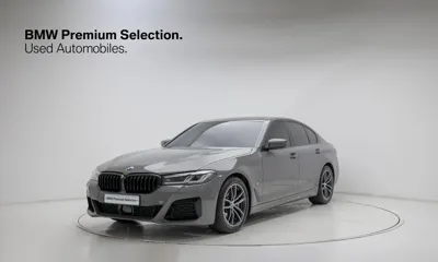 BMW 5-Series · 2022 год