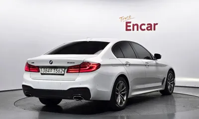 BMW 5-Series 2017, 119517 км, за 21800000 KRW