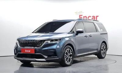 Kia Canival · 2023 год