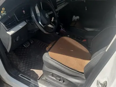 Volkswagen Tiguan L 2023, 23400 км, за 133500 CNY - фото 8