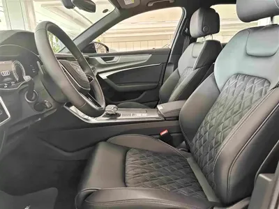 Audi A6L 2026, 100 км, за 298800 CNY - фото 10