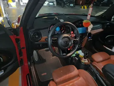 MINI Mini JCW 2021, 54600 км, за 185300 CNY