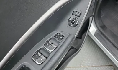 Hyundai Santafe 2016, 59385 км, за 15000000 KRW - фото 11
