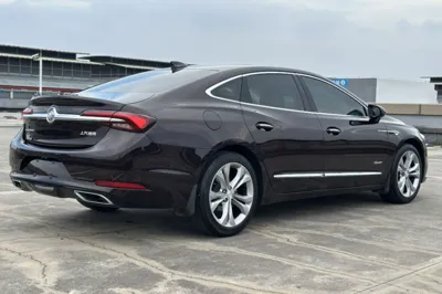 Buick LaCrosse 2022, 43400 км, за 139249.38 CNY