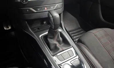 Peugeot 308 2017, 136044 км, за 9300000 KRW - фото 9