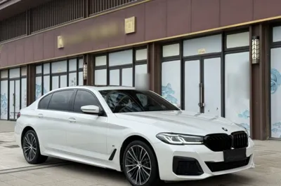 BMW 5 Series 2021, 72100 км, за 237487.06 CNY
