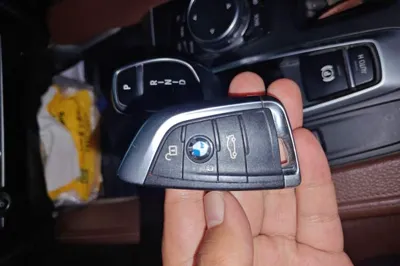 BMW X6 2015, 108600 км, за 117426.19 CNY - фото 20