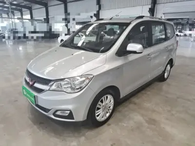 Wuling Hongguang · 2016 год