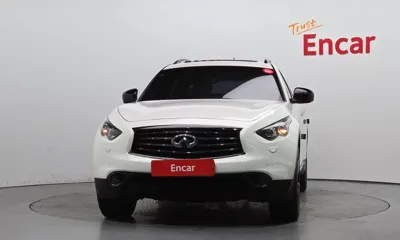 Infiniti QX70 2016, 194998 км, за 17500000 KRW