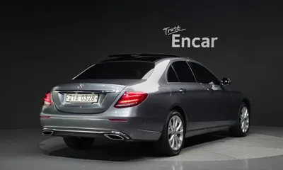 Mercedes-Benz E-Class 2017, 159513 км, за 18900000 KRW - фото 2