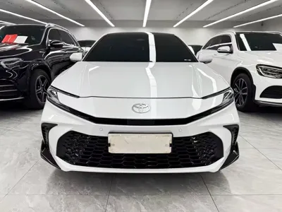 Toyota Camry 2024, 20000 км, за 118500 CNY