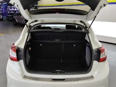 Nissan Tiida 2018, 70700 км, за 42800 CNY - фото 4