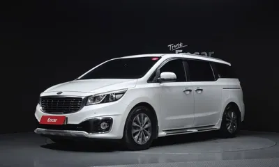 Kia Canival · 2018 год