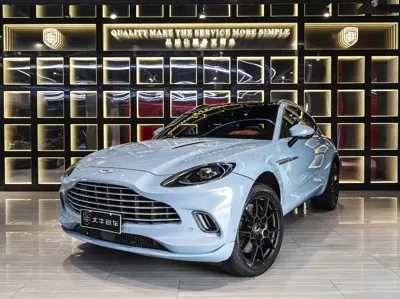 Aston Martin DBX 2022, 62000 км, за 958000 CNY - фото 1