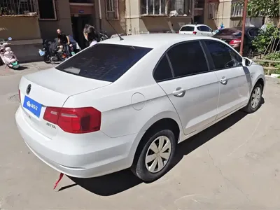 Volkswagen Jetta 2014, 77400 км, за 16400 CNY