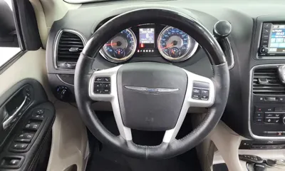 Chrysler Grand Voyager 2014, 164878 км, за 7900000 KRW - фото 13